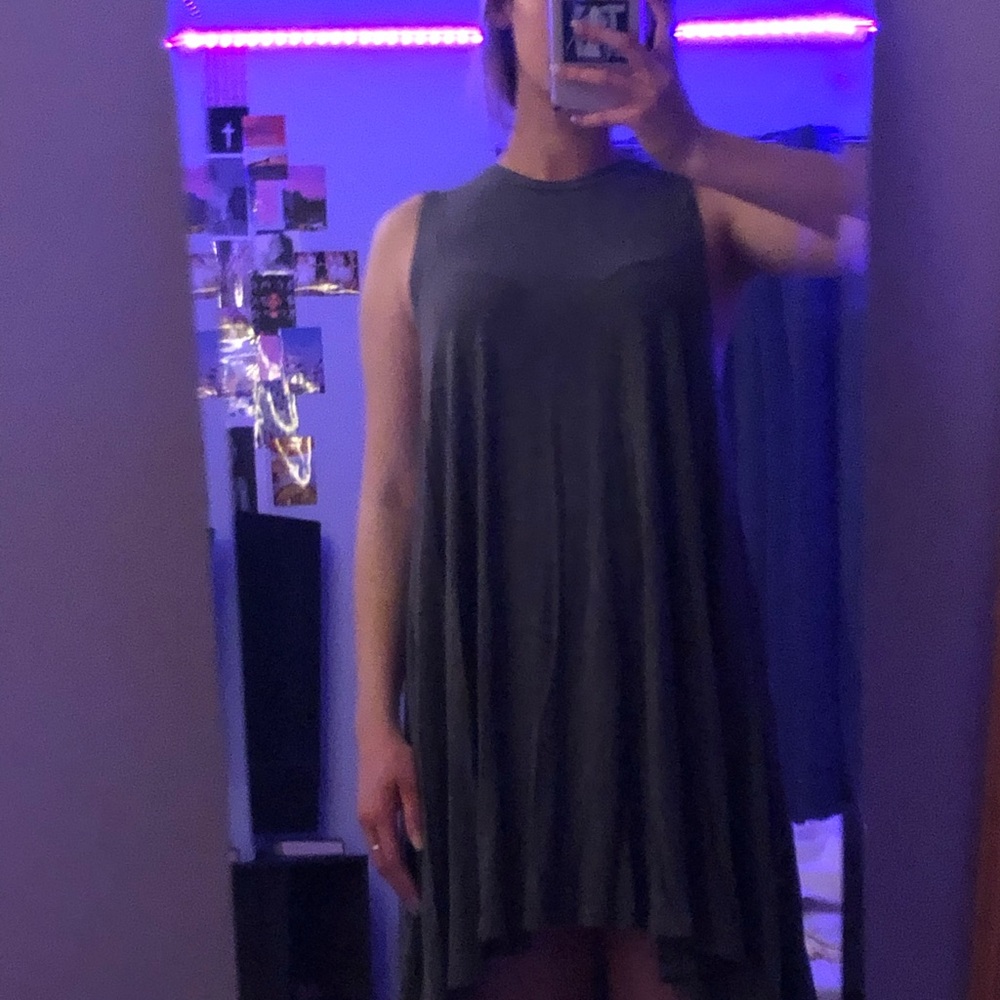 DRESSES - multiple! - Picture 5 of 6